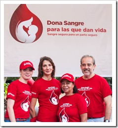Foto 1 - Diana Ramírez, Cynthia León, Mary Robles y Santiago Collado Chastel.