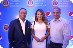 9. Michael Miguel Holguin, Luz García y Francis Gallardo(Pepsi)