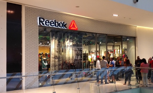 Reebok inaugura su segunda tienda concepto en Domingo - Almuerzo de Negocios